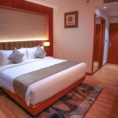 Hotel Crystal Inn Plaza Delhi Airport New Delhi Exterior photo