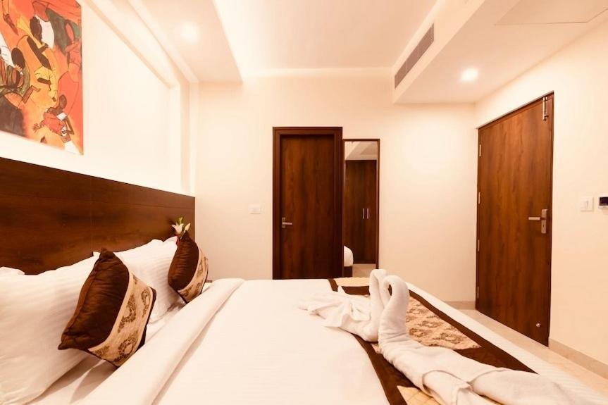 Hotel Crystal Inn Plaza Delhi Airport New Delhi Exterior photo